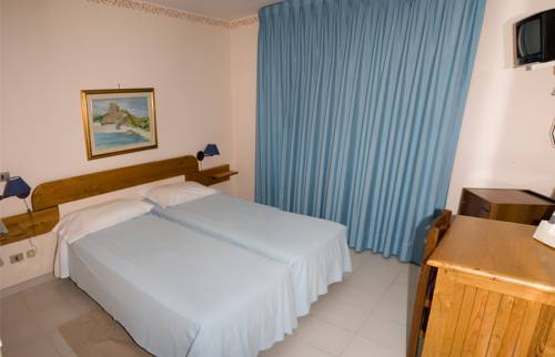 Imagen de la habitación del Hotel Marinella, Pizzo. Foto 13
