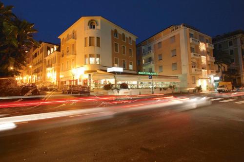Imagen general del Hotel Marinella, San Remo. Foto 1