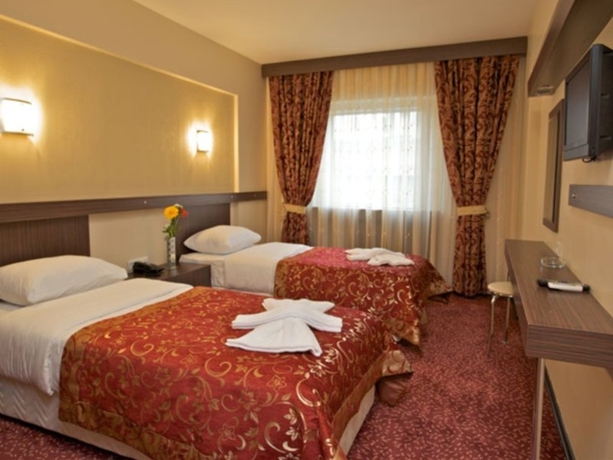 Imagen general del Hotel Marinem. Foto 1