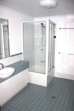 Imagen de la habitación del Hotel Mariner Bay Apartments. Foto 4