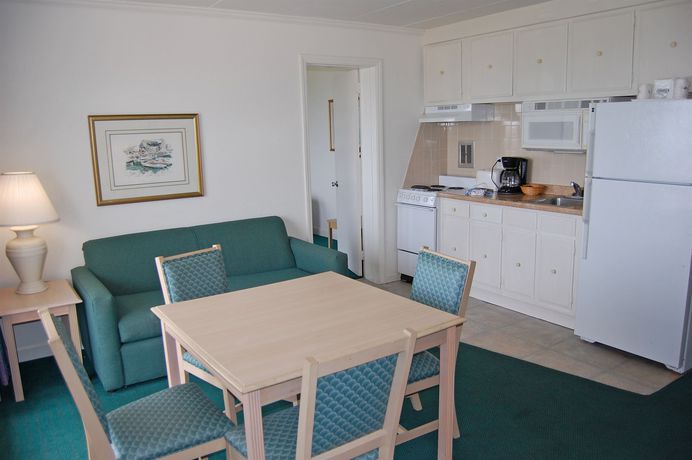 Imagen de la habitación del Hotel Mariner Inn and Suites. Foto 2