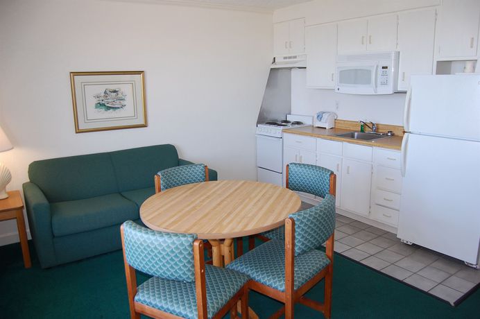 Imagen de la habitación del Hotel Mariner Inn and Suites. Foto 8