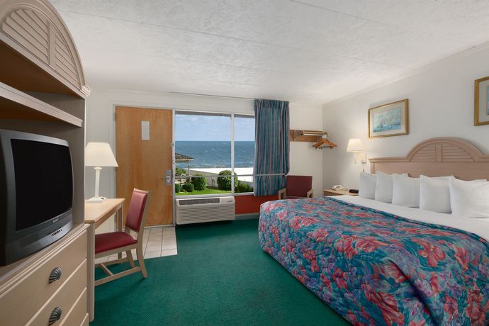 Imagen de los interiores del Hotel Mariner Inn and Suites. Foto 15