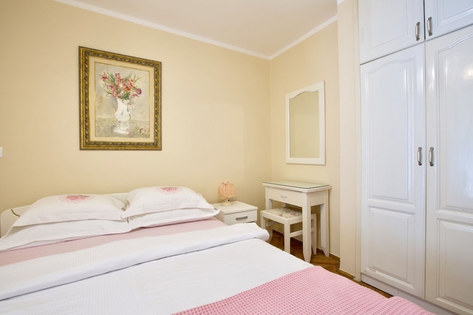 Imagen de la habitación del Hotel Marinero Apartments. Foto 13