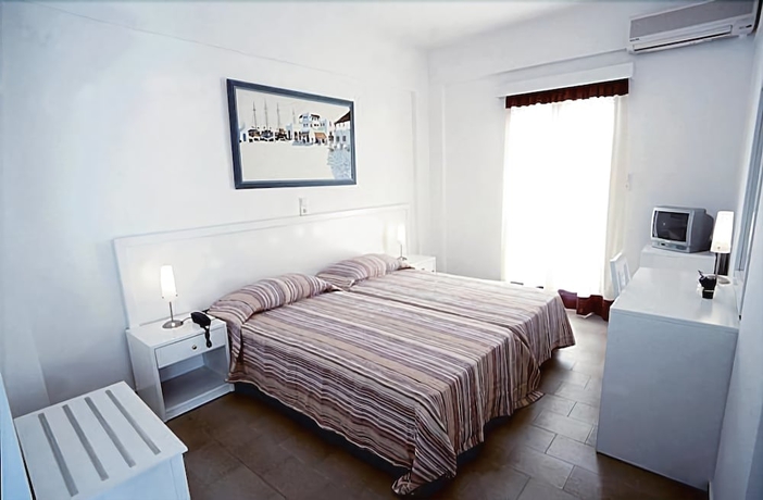 Imagen de la habitación del Hotel Marinero and Suites. Foto 2