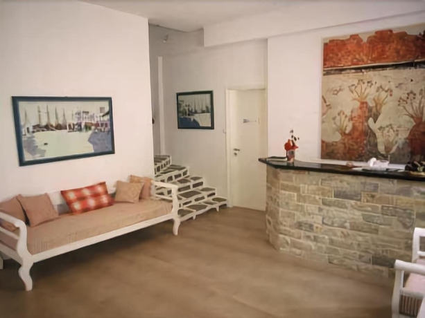 Imagen de los interiores del Hotel Marinero and Suites. Foto 15