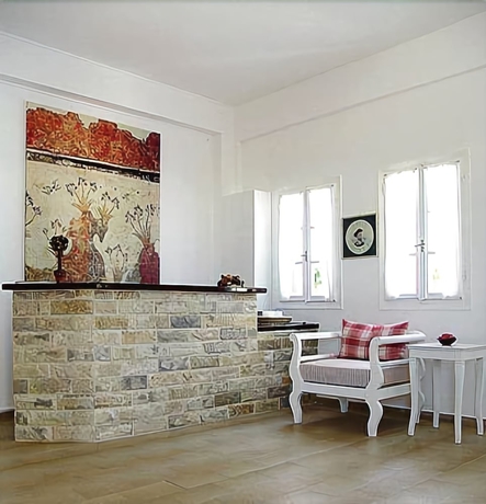 Imagen de los interiores del Hotel Marinero and Suites. Foto 16