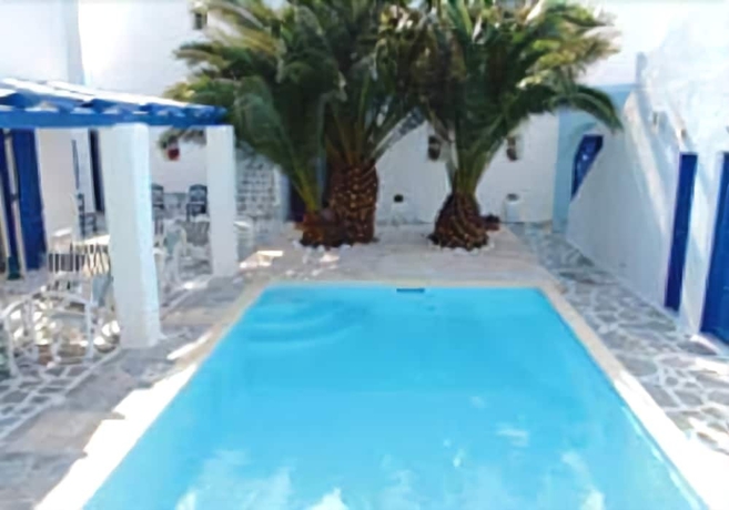 Imagen de la piscina del Hotel Marinero and Suites. Foto 18