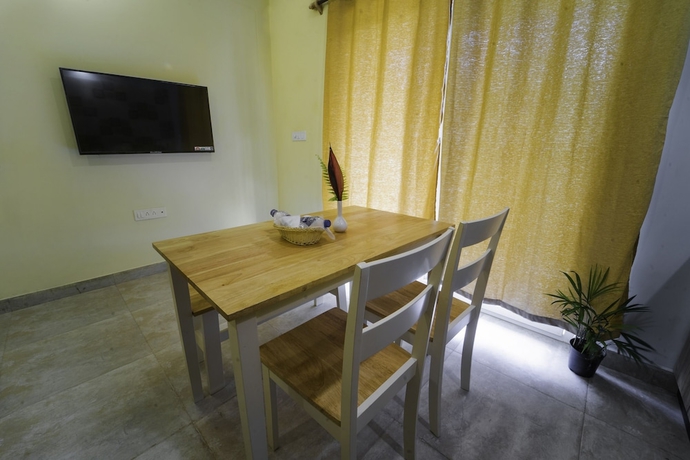 Imagen de la habitación del Hotel Mariners Bay Suites. Foto 5
