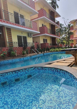 Imagen de la piscina del Hotel Mariners Bay Suites. Foto 18