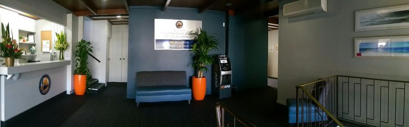 Imagen del bar/restaurante del Hotel Mariners On The Waterfront. Foto 6