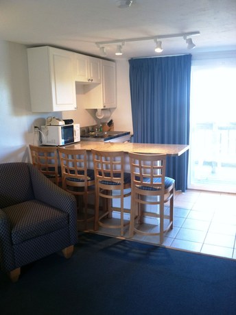 Imagen de la habitación del Hotel Mariner\'s Point Resort. Foto 2