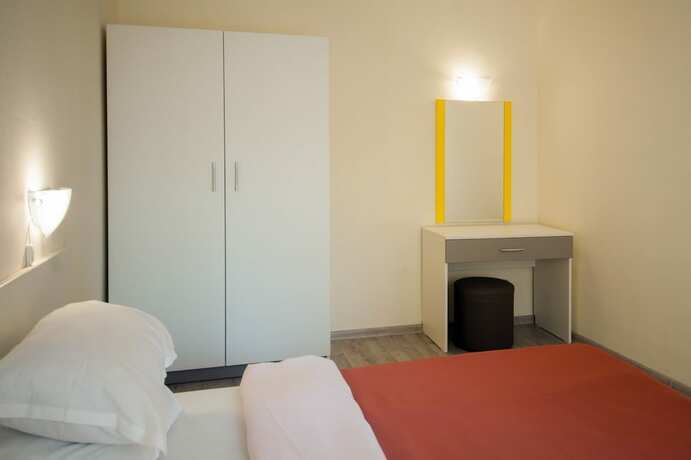 Imagen general del Hotel Mariner\'s Suites. Foto 5