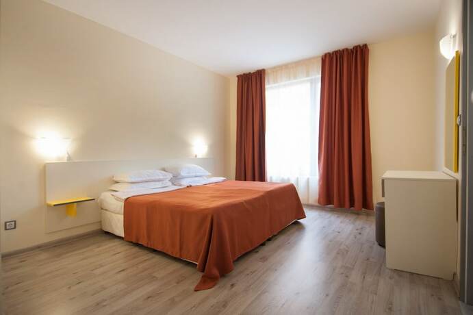 Imagen general del Hotel Mariner\'s Suites. Foto 7