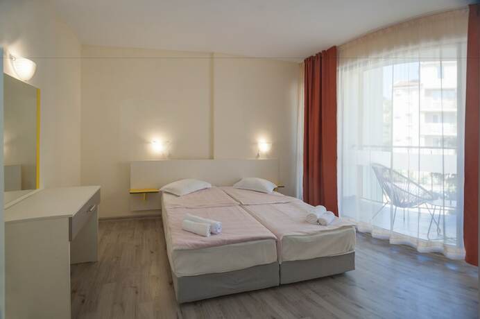 Imagen de la habitación del Hotel Mariner\'s Suites. Foto 19
