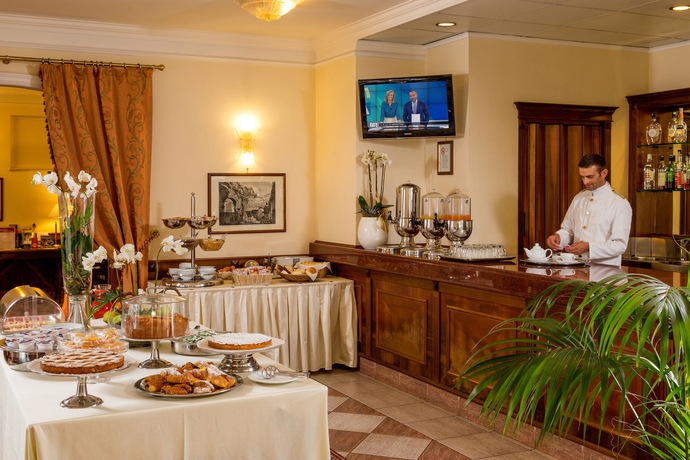 Imagen del bar/restaurante del Hotel Marini Park. Foto 5