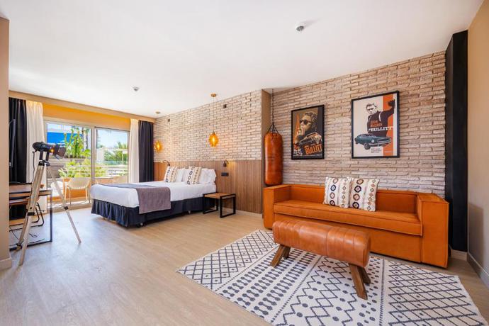 Imagen de la habitación del Hotel Marins Beach Club Adults Only. Foto 8