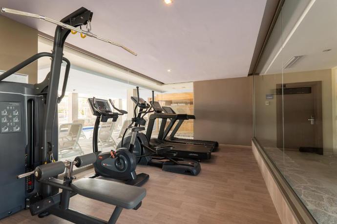 Imagen de los interiores del Hotel Marins Beach Club Adults Only. Foto 11