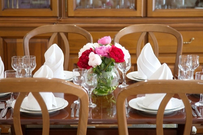 Imagen del bar/restaurante del Hotel Marins Park Rostov. Foto 7