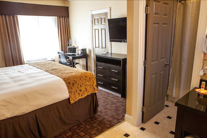 Imagen de la habitación del Hotel Marinwood Inn and Suites. Foto 13