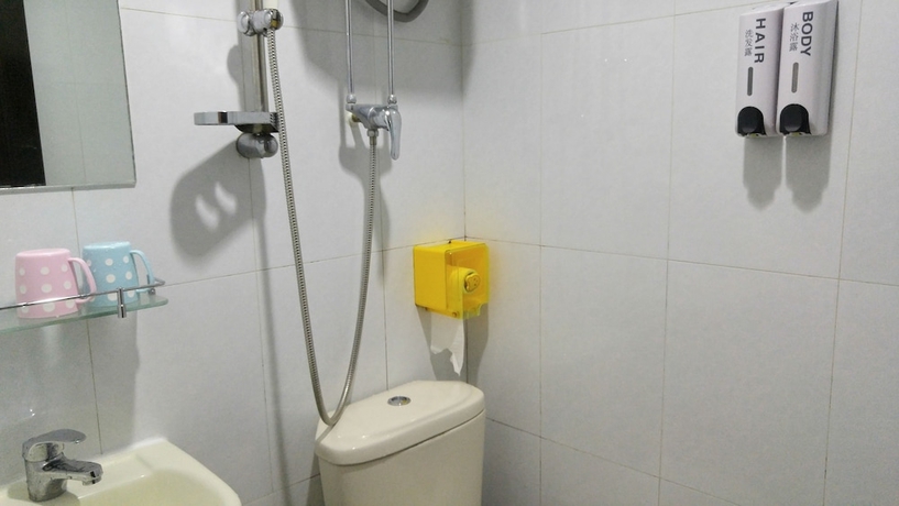 Imagen de la habitación del Hotel Mario Inn. Foto 13