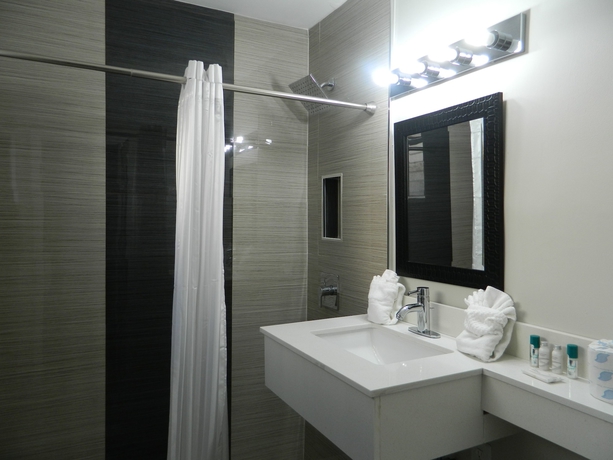 Imagen de la habitación del Hotel Marion Motor Lodge. Foto 11