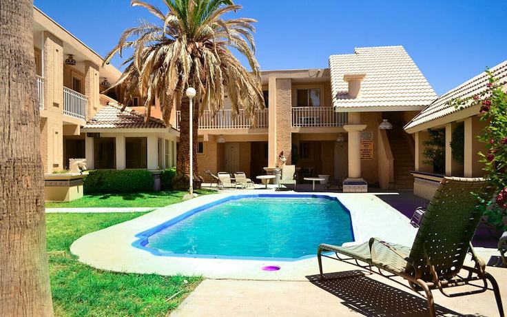 Imagen de la piscina del Hotel Maripina. Foto 9
