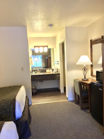 Imagen de la habitación del Hotel Mariposa Lodge. Foto 12