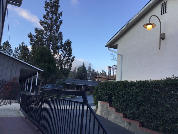 Imagen general del Hotel Mariposa Lodge. Foto 3