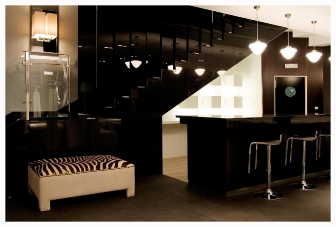 Imagen del bar/restaurante del Hotel Mariposa Malaga. Foto 4