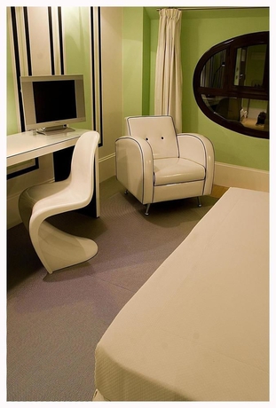 Imagen de la habitación del Hotel Mariposa Malaga. Foto 7