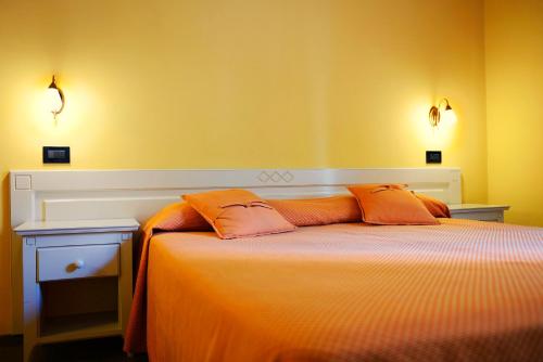 Imagen de la habitación del Hotel Marisa, ALBENGA. Foto 10