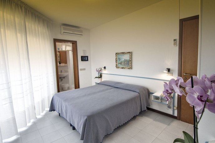 Imagen de la habitación del Hotel Marisa, Caorle. Foto 4