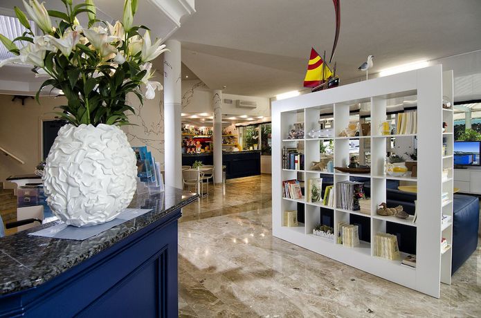Imagen de los interiores del Hotel Marisa, Caorle. Foto 17