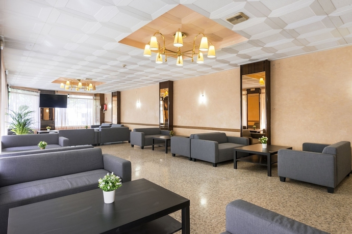 Imagen de los interiores del Hotel Marisol, Calella. Foto 18