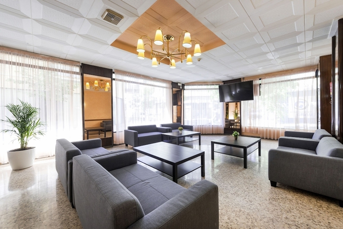 Imagen de los interiores del Hotel Marisol, Calella. Foto 19