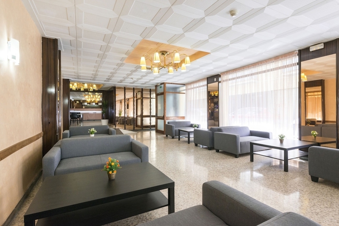 Imagen del bar/restaurante del Hotel Marisol, Calella. Foto 5