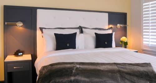 Imagen de la habitación del Hotel Marisol Coronado. Foto 13