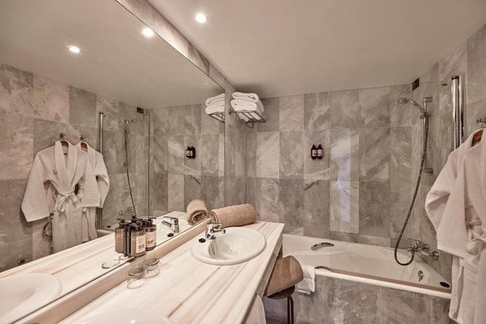 Imagen de la habitación del Hotel Maristel and Spa - Adults Only. Foto 8