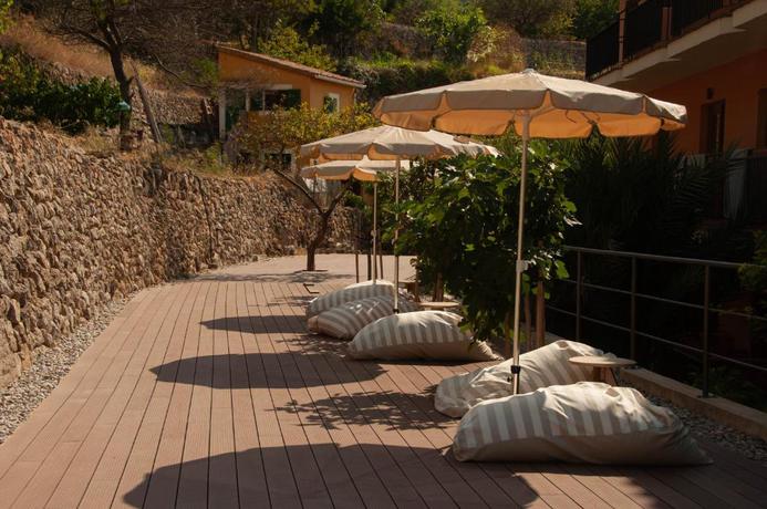 Imagen de los exteriores del Hotel Maristel and Spa - Adults Only. Foto 17