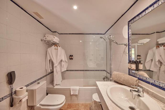 Imagen de la habitación del Hotel Maristel and Spa - Adults Only. Foto 9