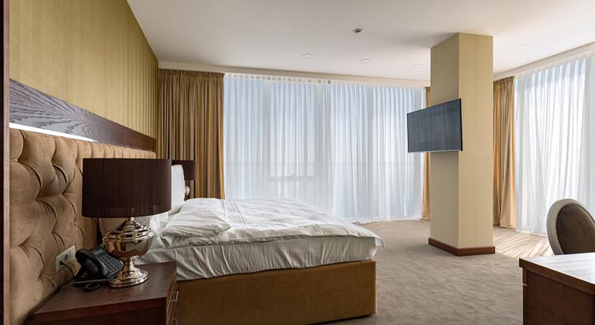 Imagen general del Hotel Maristella Marine Residence. Foto 11