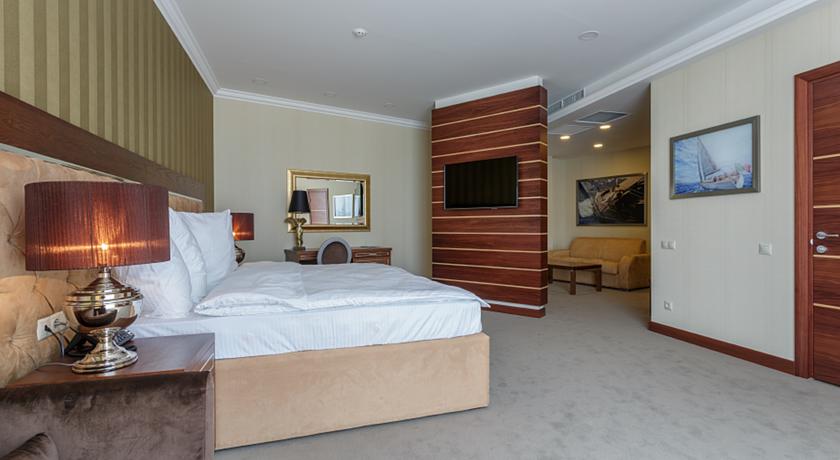 Imagen general del Hotel Maristella Marine Residence. Foto 12