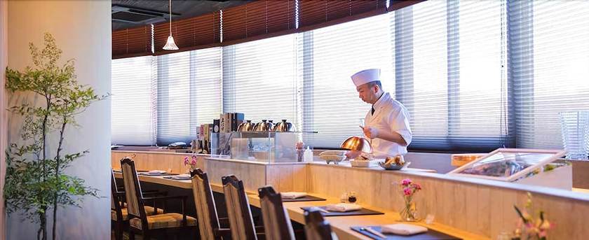 Imagen del bar/restaurante del Hotel Marital Sousei Kurume. Foto 6