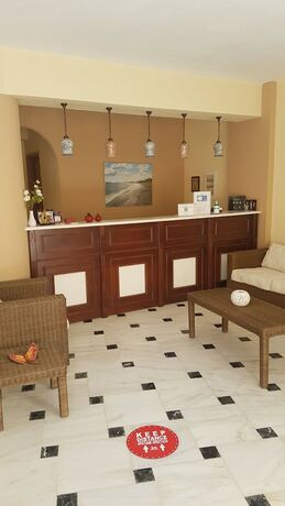 Imagen general del Hotel Marita\'s Apartments. Foto 1