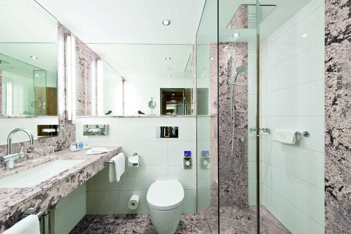 Imagen de la habitación del Hotel Maritim Bad Homburg. Foto 6