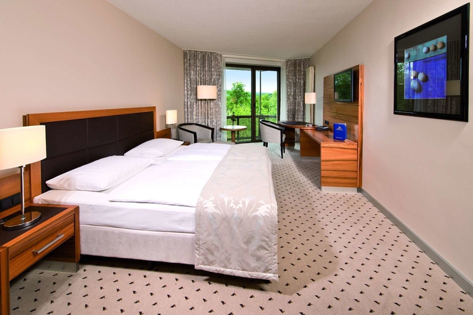 Imagen de la habitación del Hotel Maritim Bad Homburg. Foto 8