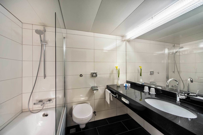 Imagen de la habitación del Hotel Maritim Bellevue Kiel. Foto 9