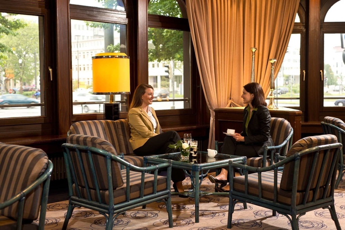 Imagen de los interiores del Hotel Maritim Darmstadt. Foto 7