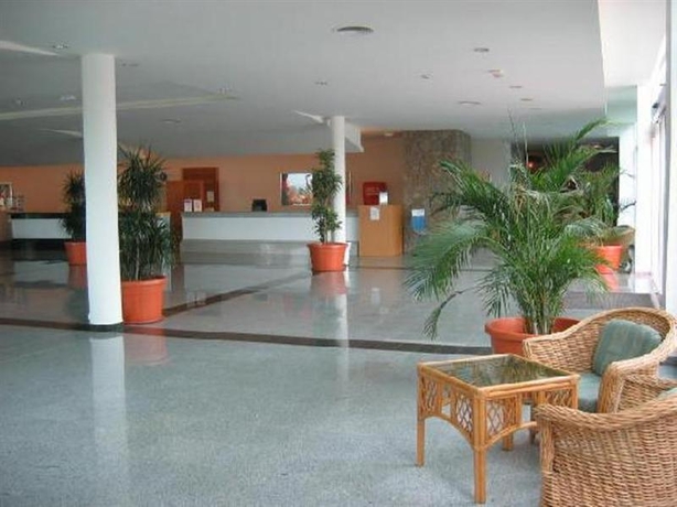 Imagen general del Hotel Maritim Esquinzo Beach. Foto 5